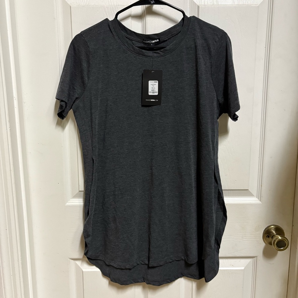Fashion Nova Black Relaxed Fit Short Sleeve Tee